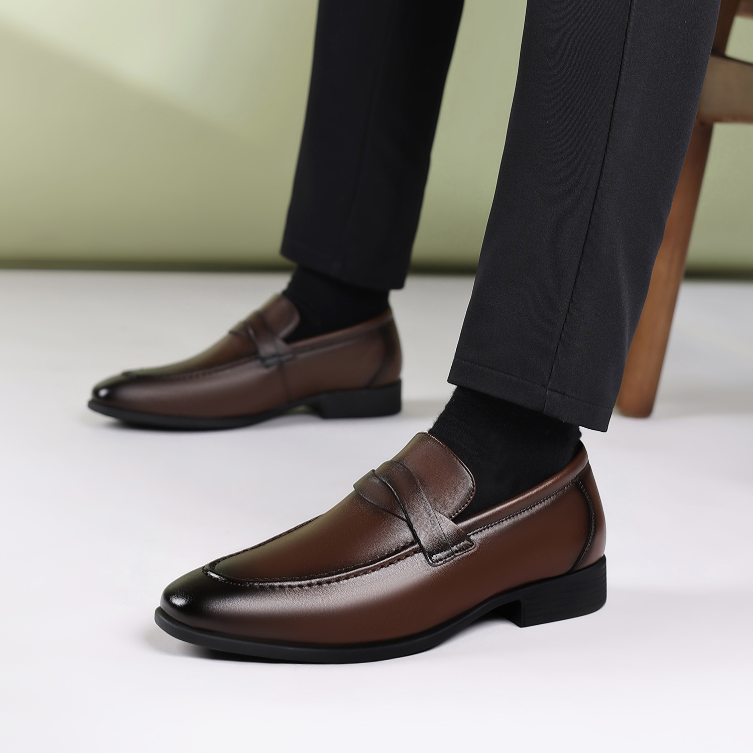 英国スタイルのフォーマルウェア用メンズレザーシューズ、ビジネ - Men'S Formal Office Wear Shoes のレビューと価格